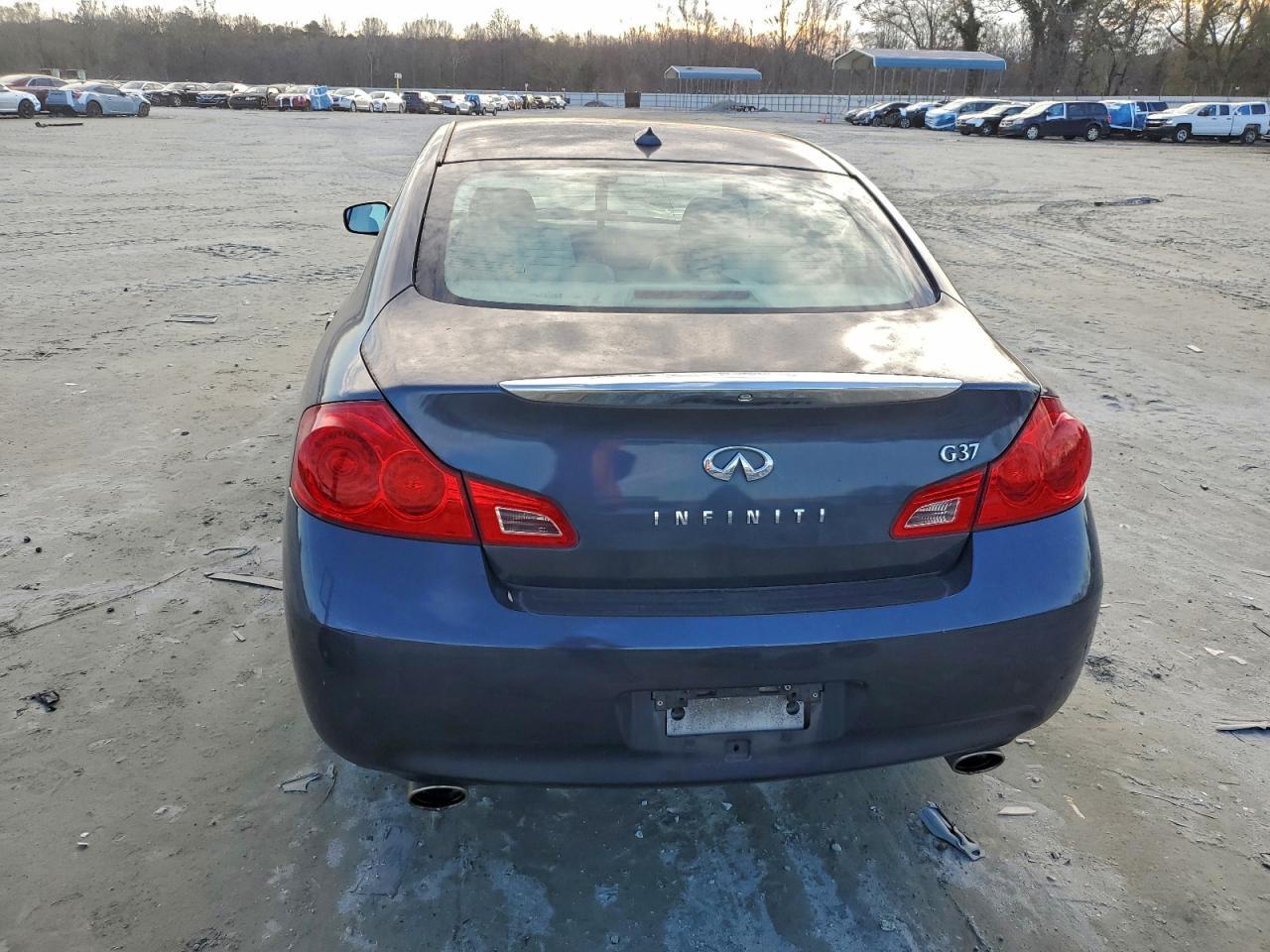 2009 Infiniti G37 Base