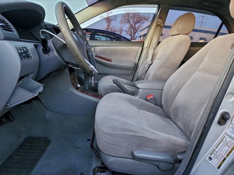 2005 Toyota Corolla ce