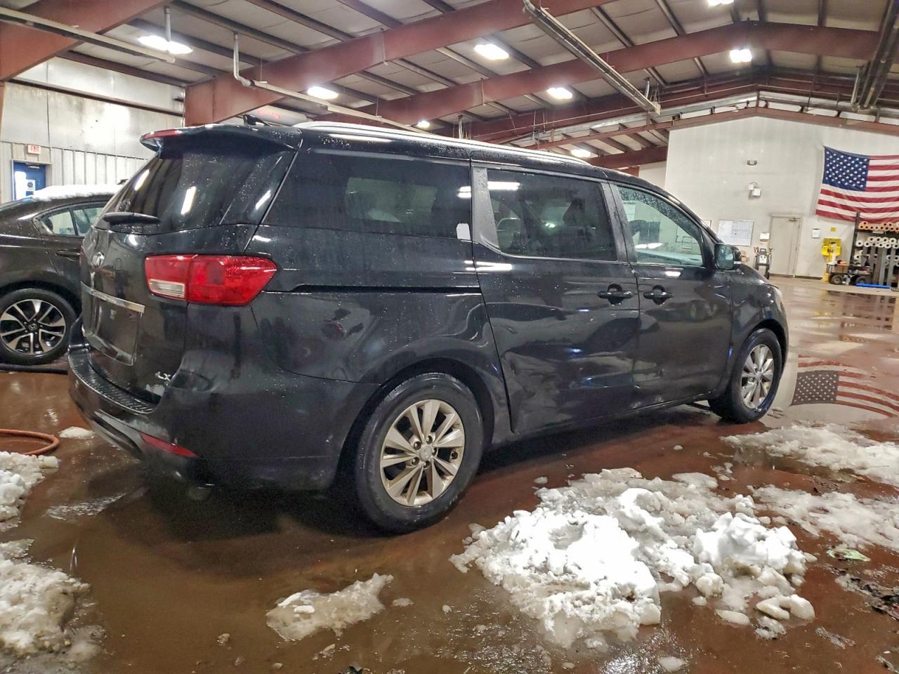 2016 KIA Sedona lx