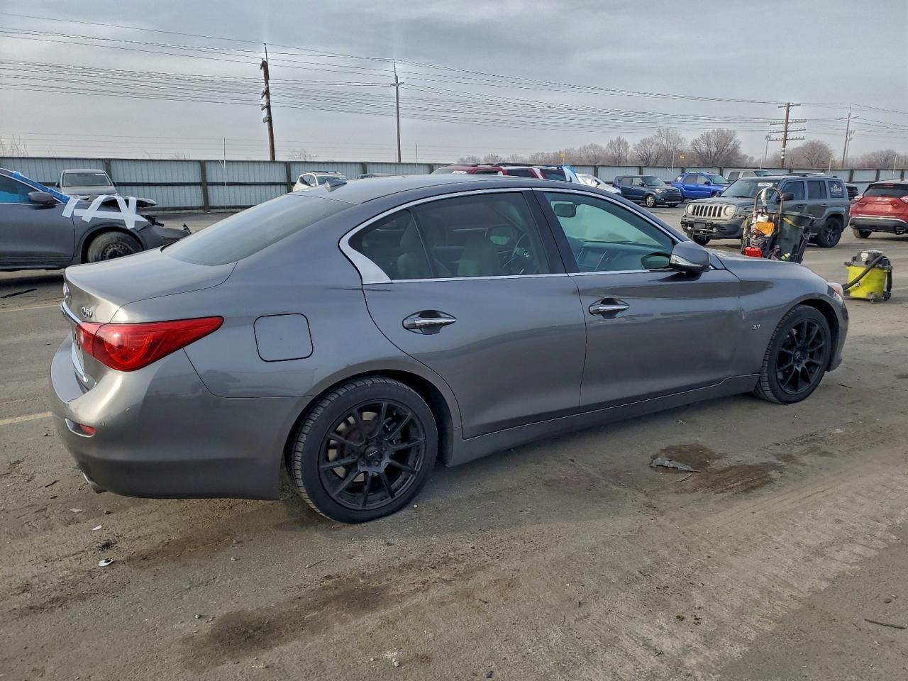 2015 Infinity Q50 Premium