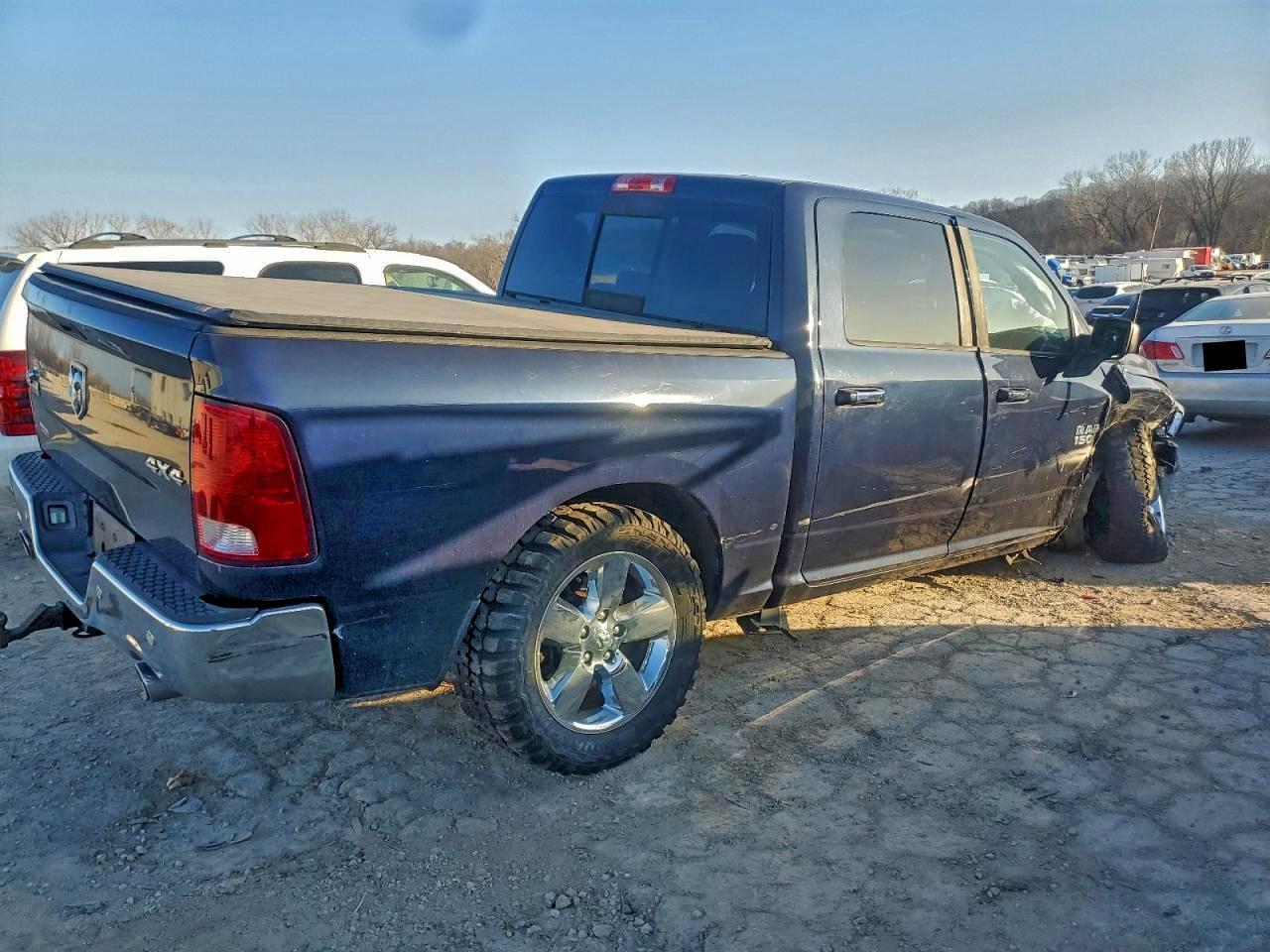 2016 Dodge Ram 1500 slt