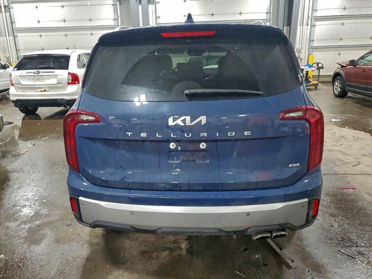 2023 KIA Telluride s