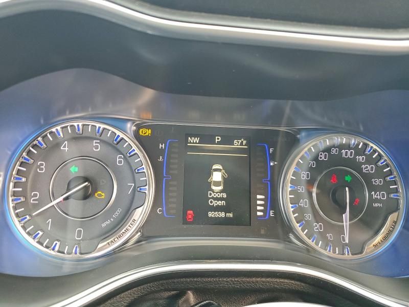 2016 Chrysler 200 Limited