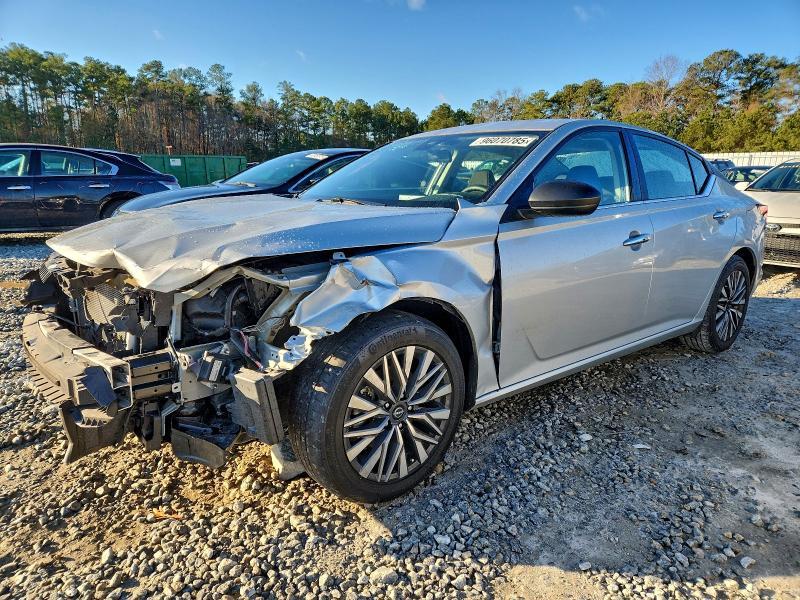 2024 Nissan Altima sv