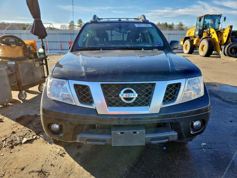 2021 Nissan Frontier s