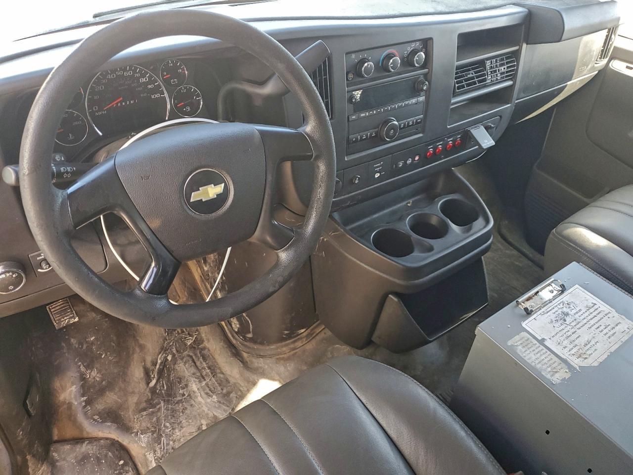 2016 Chevrolet Express G2500