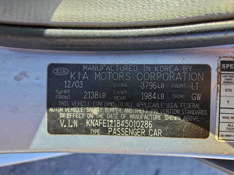 2004 KIA Spectra lx