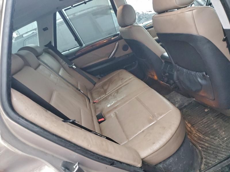 2005 BMW X5 3.0i