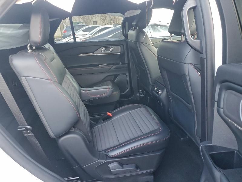 2025 Ford Explorer St-line