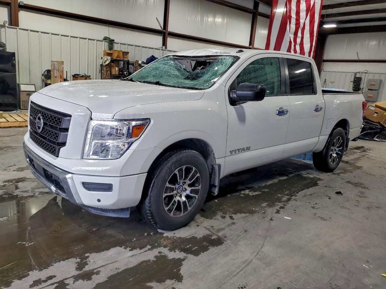 2021 Nissan Titan sv