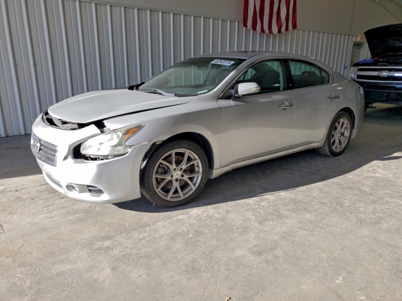 2014 Nissan Maxima s