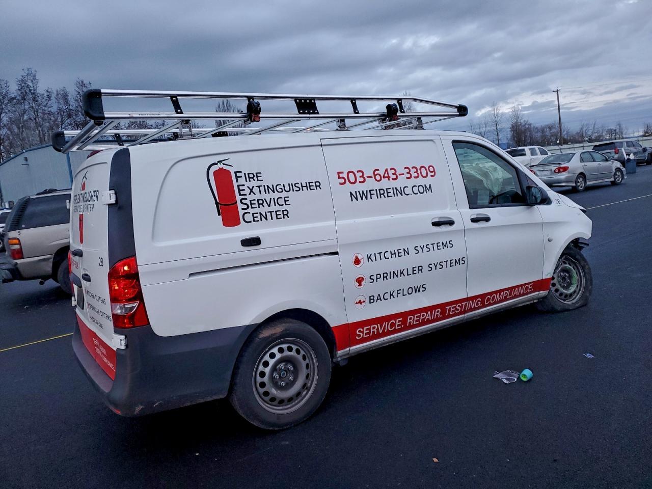 2023 Mercedes-Benz Metris Utility / Service van