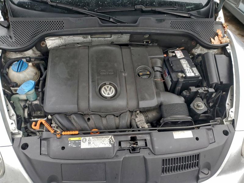 2013 Volkswagen Beetle