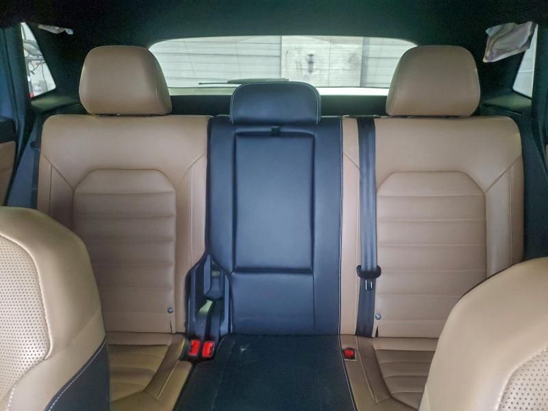 2024 Volkswagen Atlas Cross Sport sel R-line