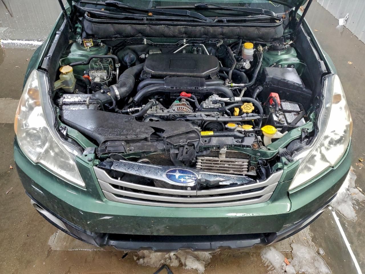 2010 Subaru Outback 2.5i Premium