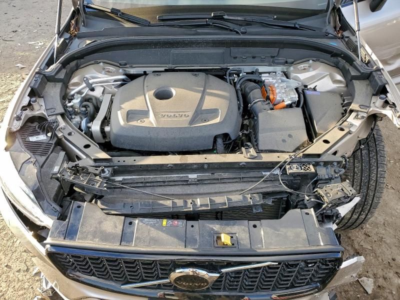 2023 Volvo Xc60 Plus