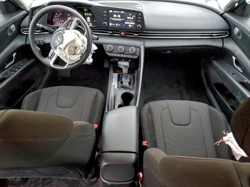 2023 Hyundai Elantra se