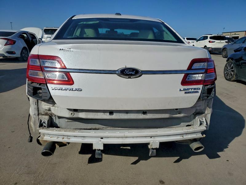 2014 Ford Taurus Limited