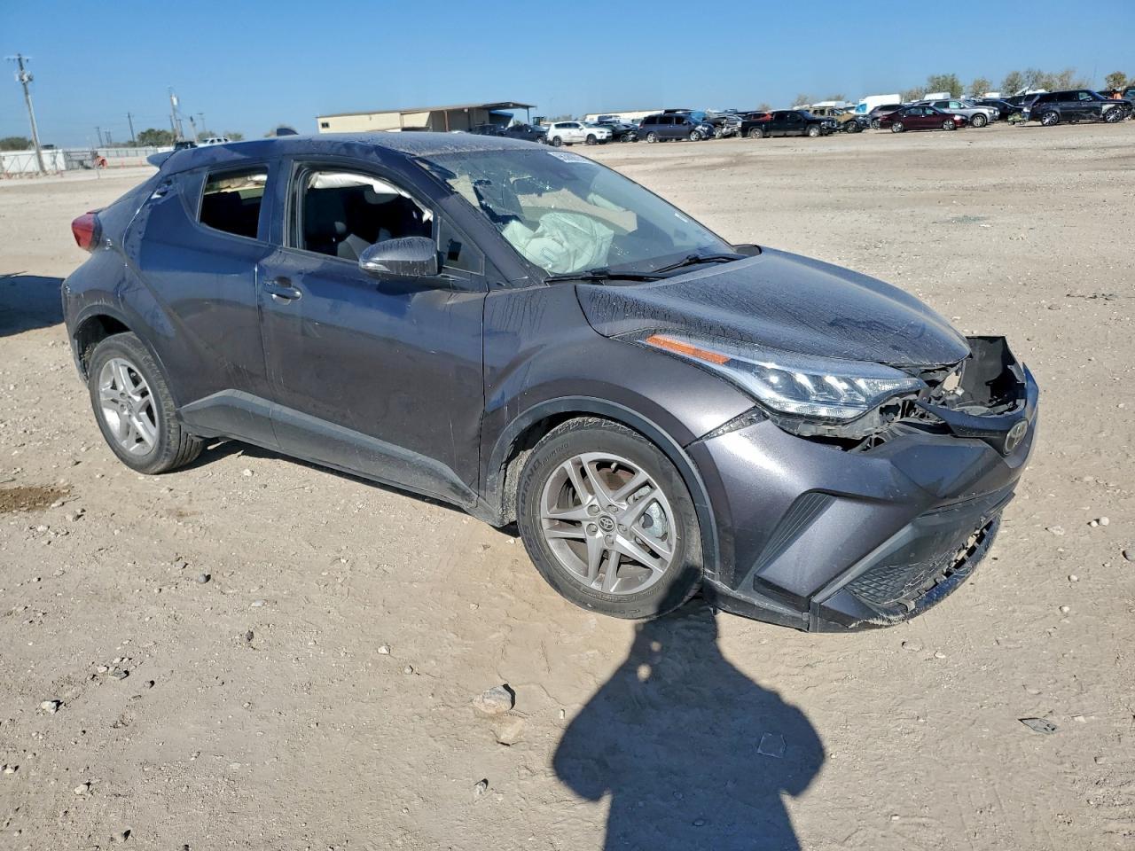 2020 Toyota C-hr le