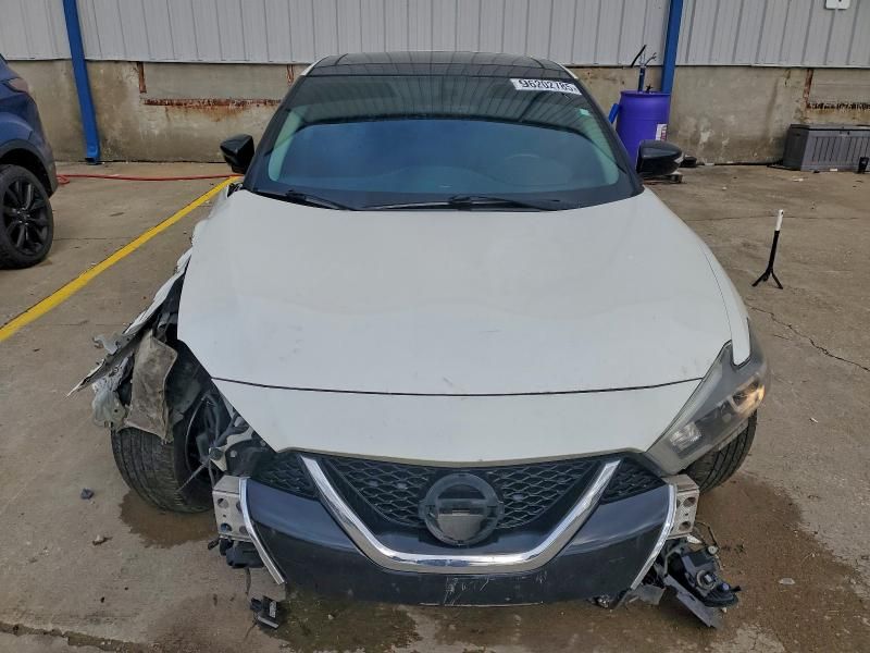 2018 Nissan Maxima 3.5s