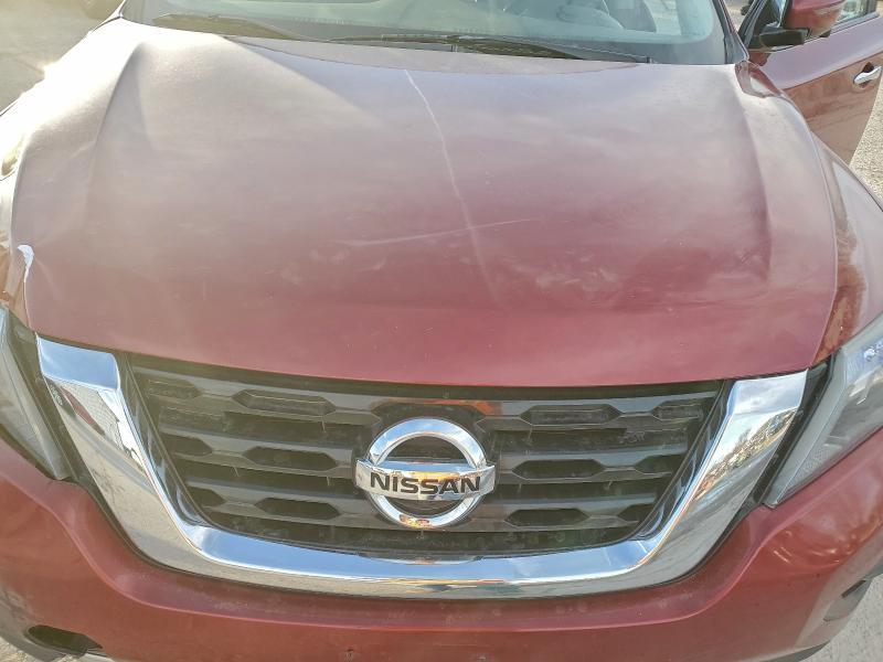 2017 Nissan Pathfinder s