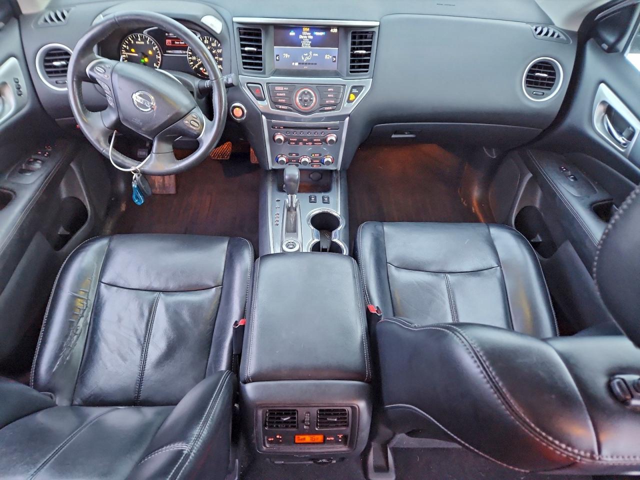 2017 Nissan Pathfinder s