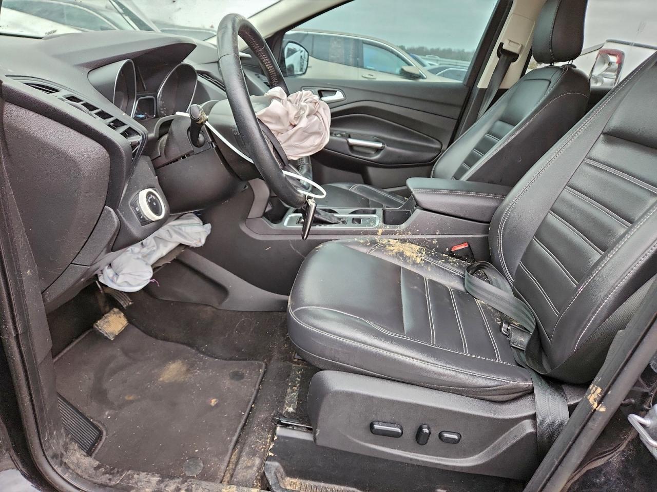 2019 Ford Escape sel