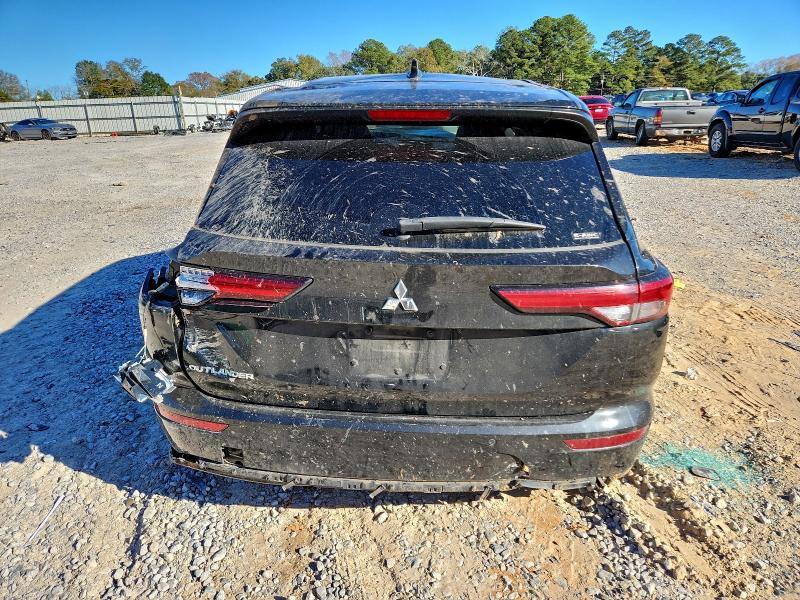 2022 Mits Outlander es