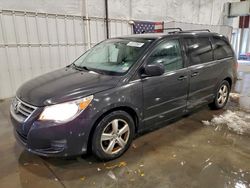 2011 Volkswagen Routan sel en venta en Avon, MN