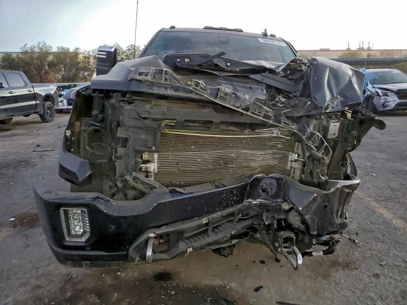 2022 GMC Sierra K3500 Denali