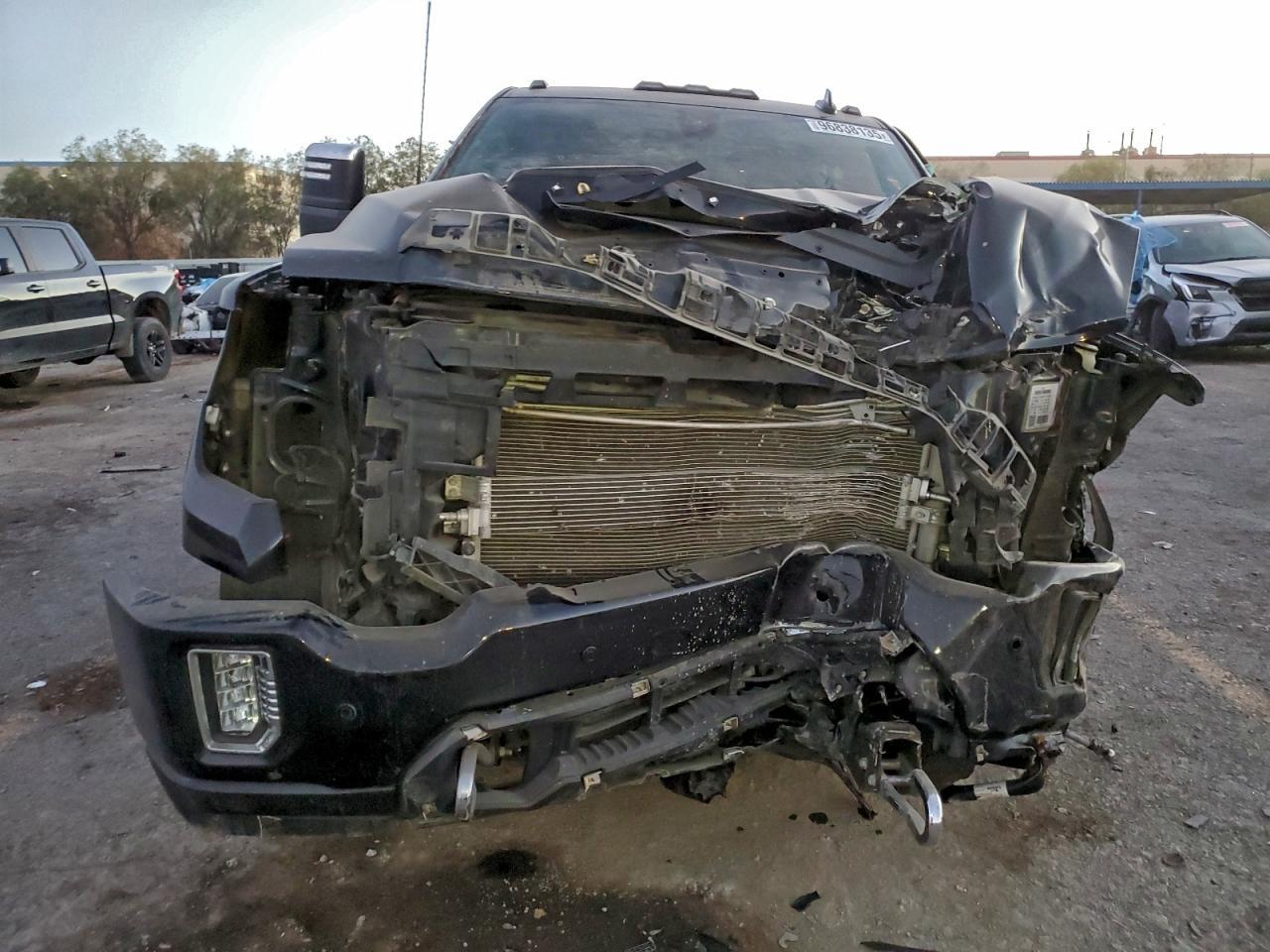 2022 GMC Sierra K3500 Denali