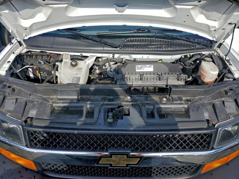2023 Chevrolet Express G3500 ls