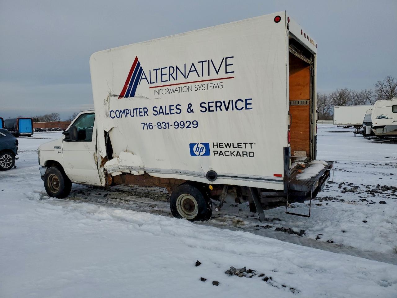2009 Ford E350 BOX Truck