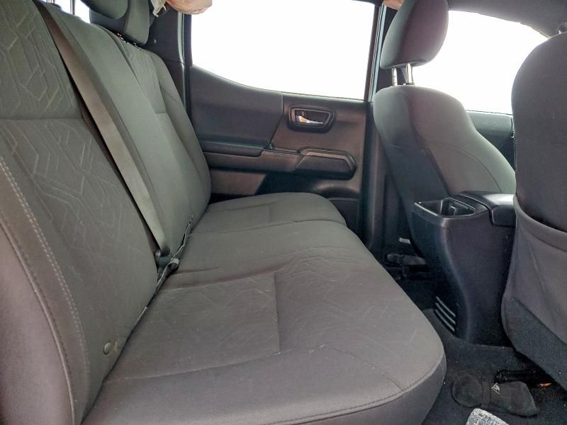 2018 Toyota Tacoma Double cab