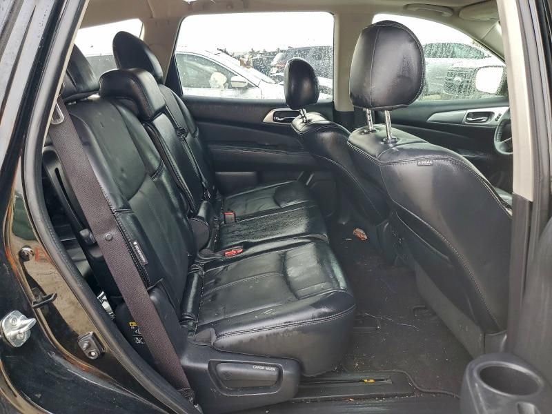 2019 Nissan Pathfinder s