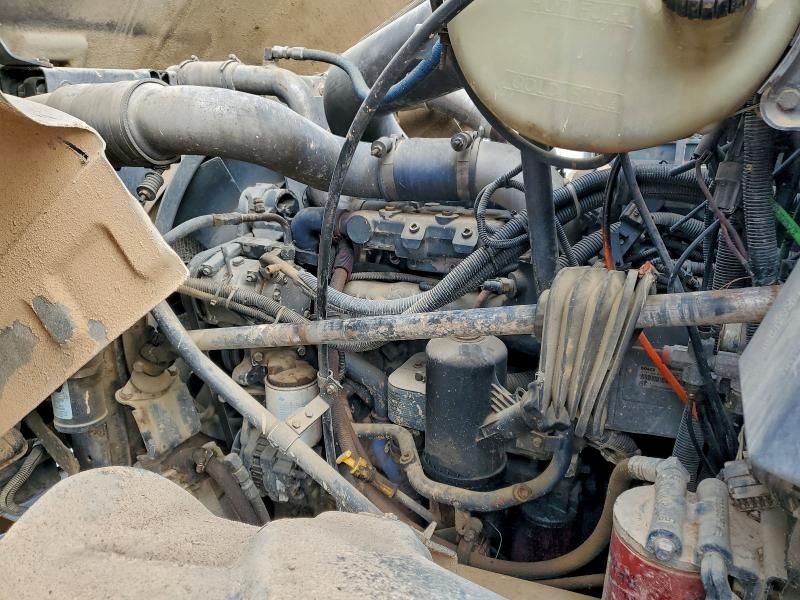 2006 Mack CV700 Rollback Truck