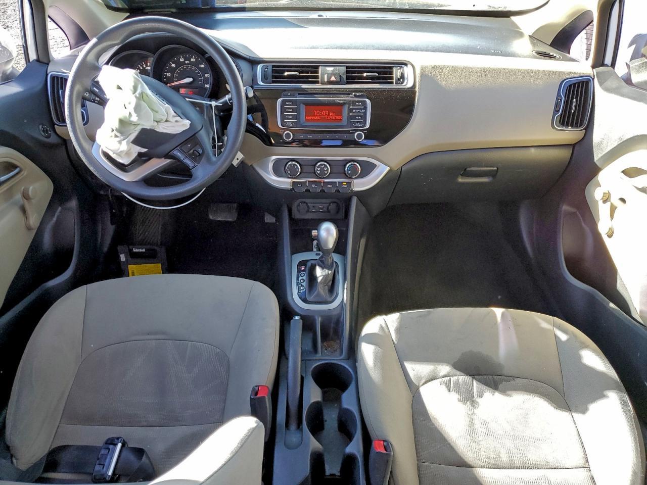 2016 KIA Rio lx