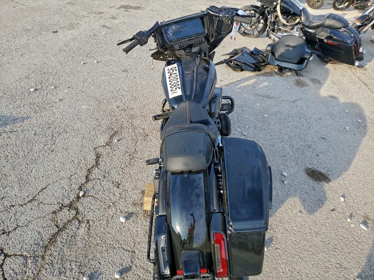 2025 Harley-Davidson Flhx