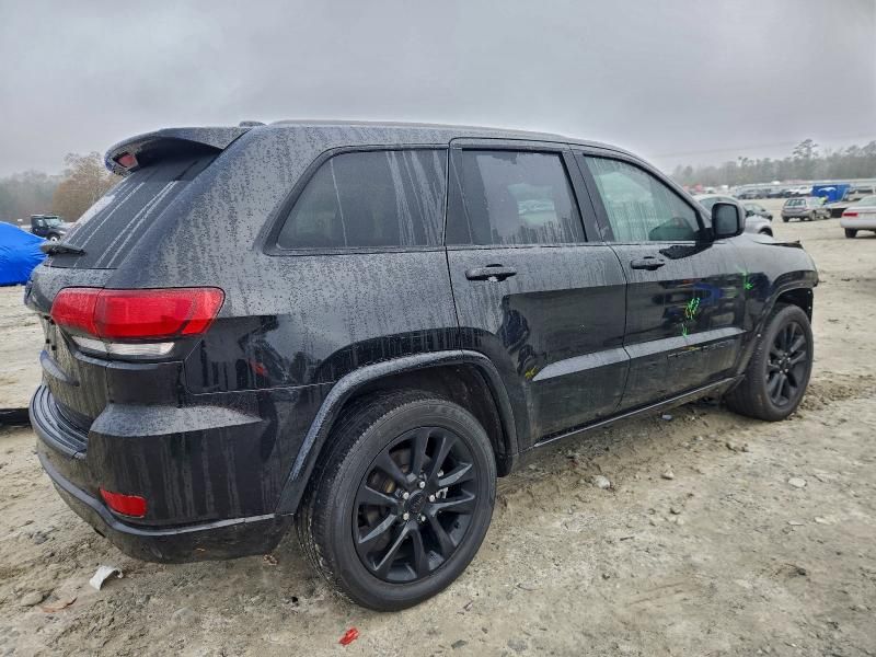 2022 Jeep Grand Cherokee Laredo e