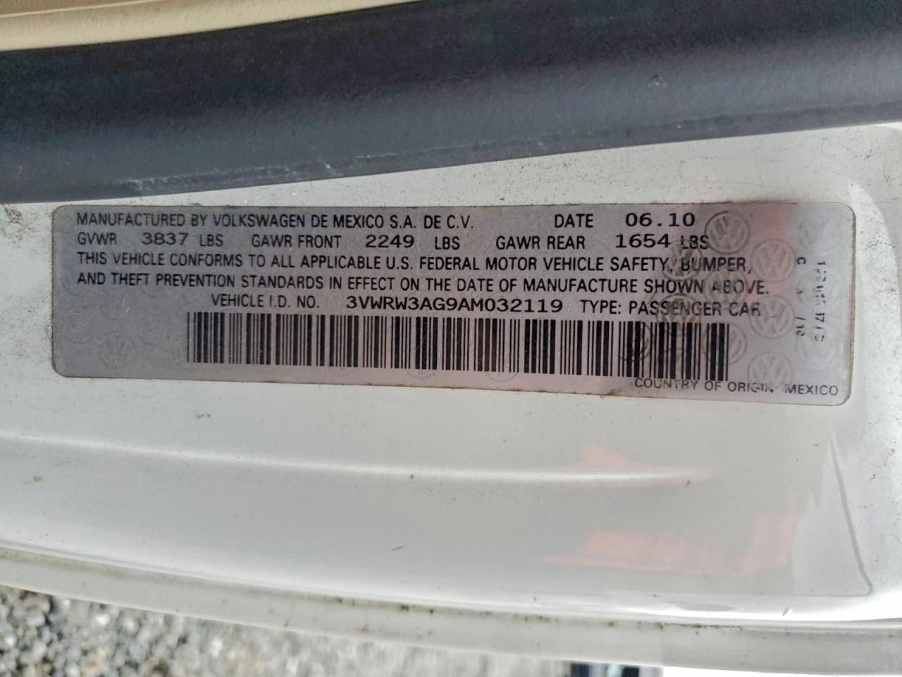 2010 Volkswagen New Beetle