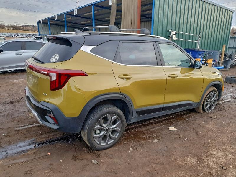 2024 KIA Seltos s