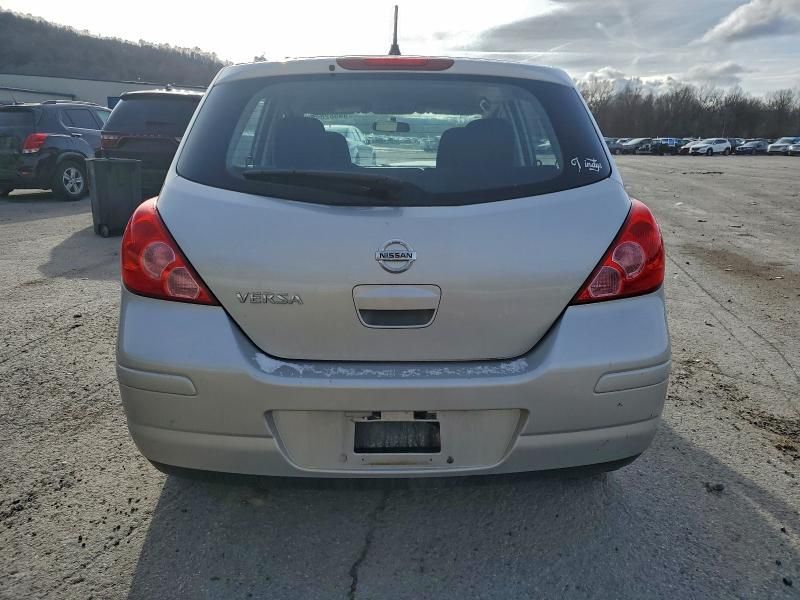 2011 Nissan Versa s