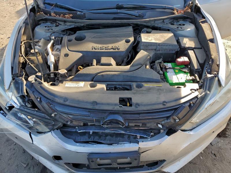 2017 Niss Altima 2.5 s