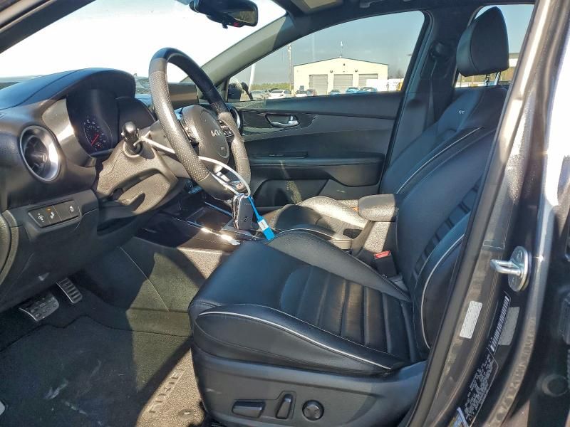 2023 KIA Forte gt Line