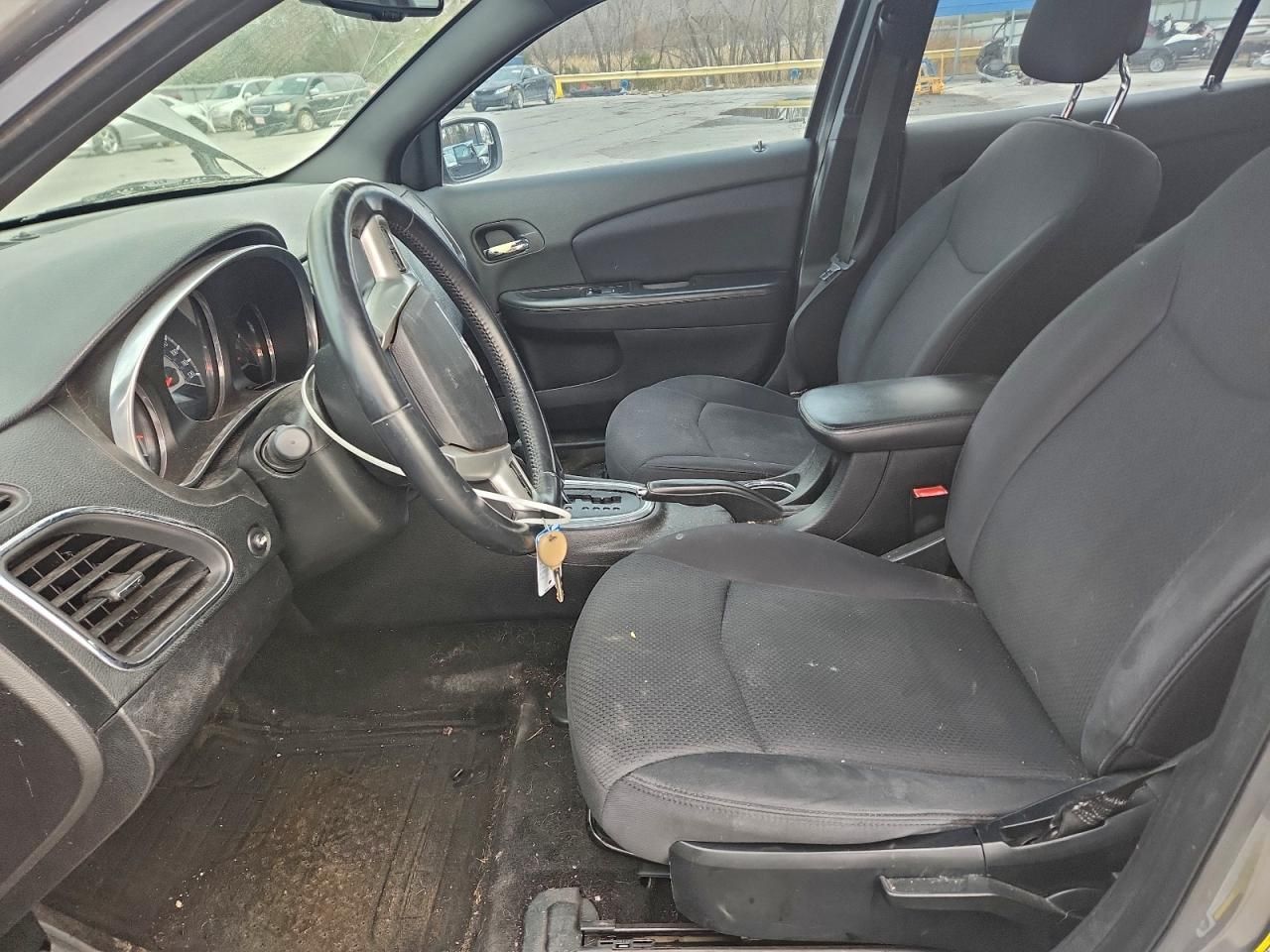 2013 Chrysler 200 Touring