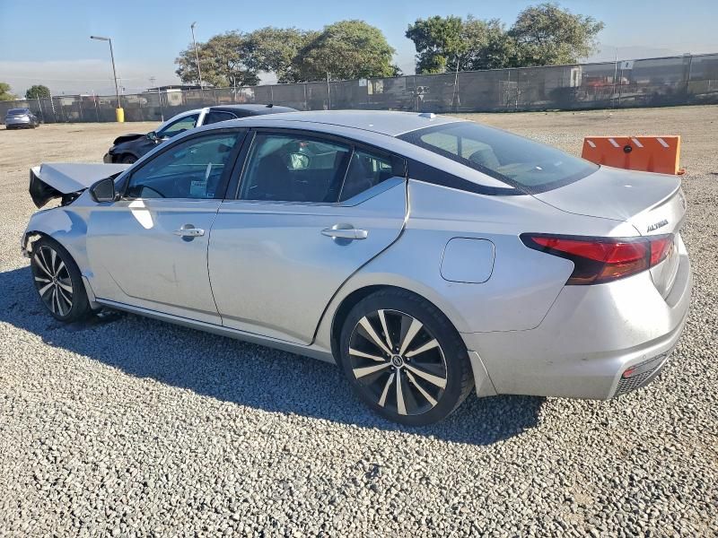 2020 Nissan Altima sr