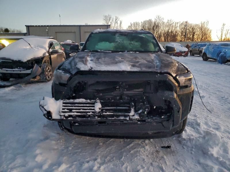 2025 Toyota 4runner SR5