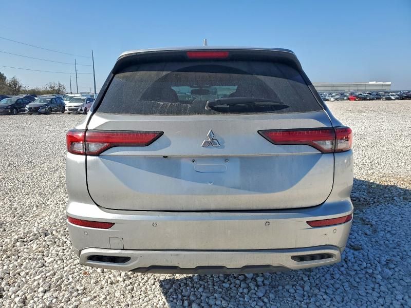 2022 Mitsubishi Outlander sel