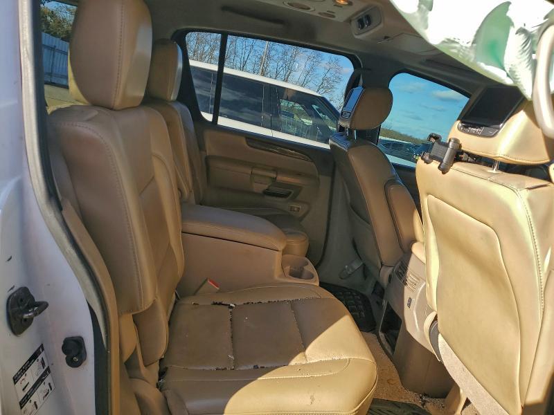 2013 Nissan Armada Platinum