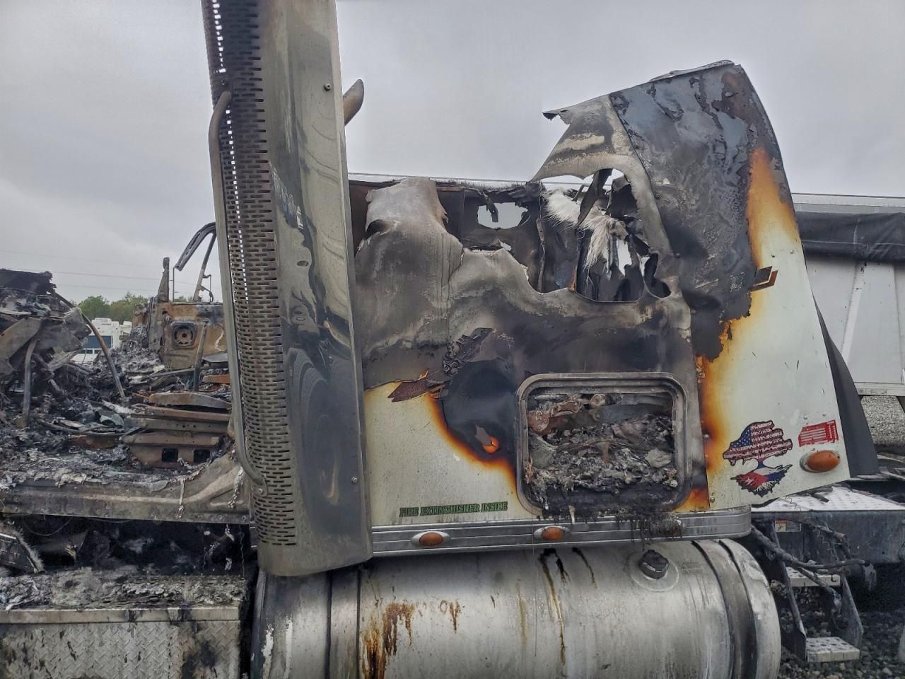 2016 Freightliner Conventional Coronado 132